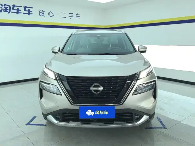Nissan X-Trail — Фото автомобиля 2