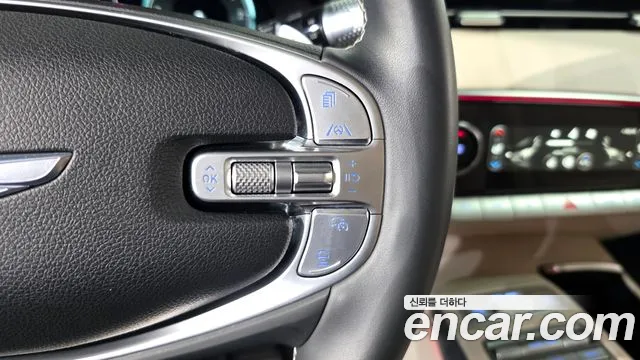Genesis GV70 — Фото автомобиля 22
