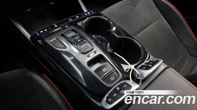Hyundai Tucson Tucson (NX4) Бензин 1.6 турбо 2WD — Фото автомобиля 9