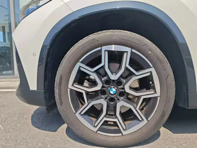 BMW X1 — Фото автомобиля 8