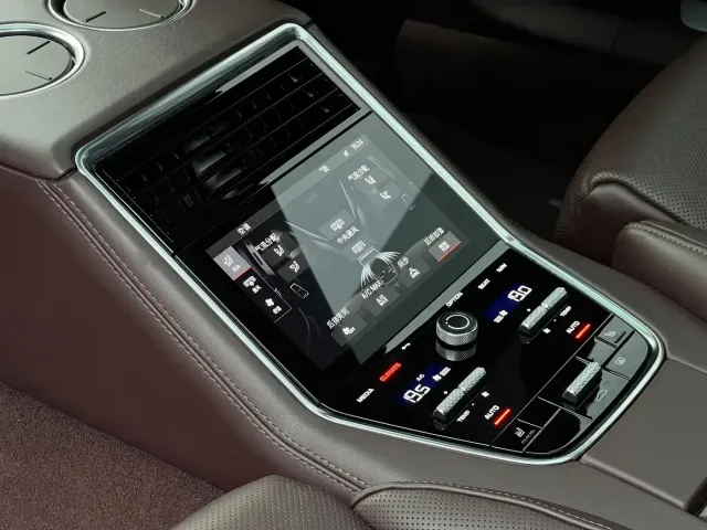 Porsche Panamera 2022 Panamera Executive Long Wheelbase 2.9T — Фото автомобиля 23