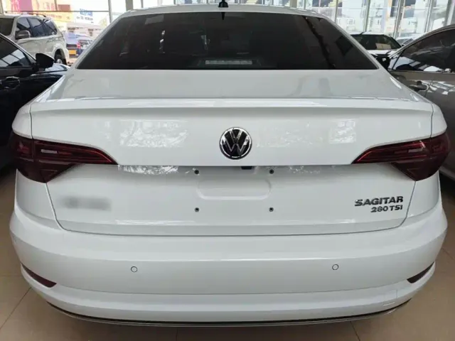 Volkswagen Sagitar — Фото автомобиля 3
