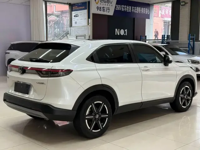 Honda Vezel — Фото автомобиля 4