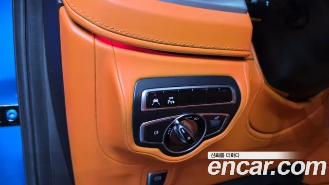 Mercedes-Benz G-Class — Фото автомобиля 21