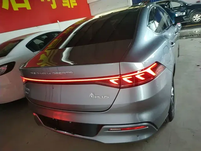 BYD Qin PLUS — Фото автомобиля 5