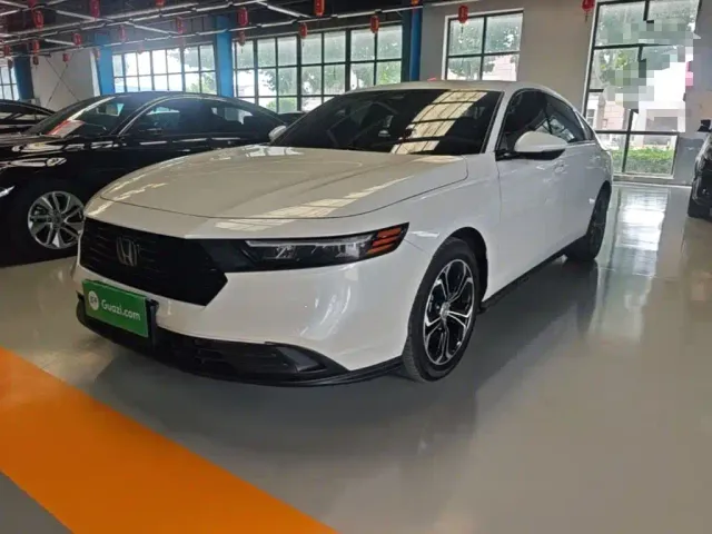 Фотография автомобиля — Honda Accord