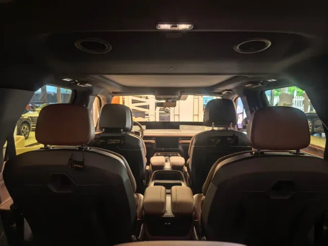 Lincoln Navigator — Фото автомобиля 15