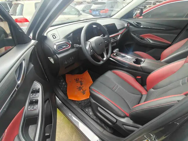Changan Oushang X5 — Фото автомобиля 4