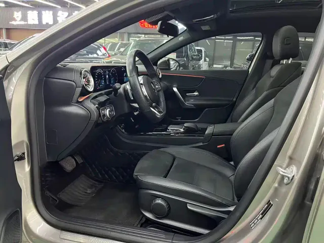 Mercedes-Benz A-Class — Фото автомобиля 7