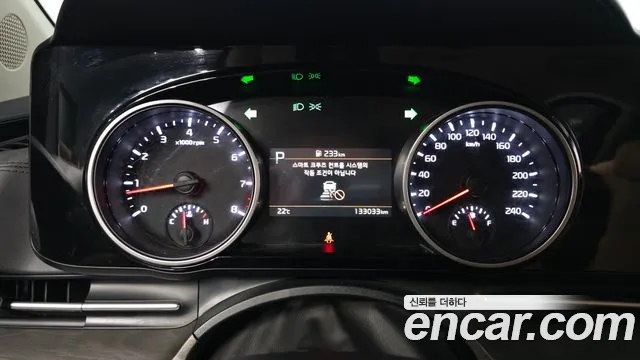 Kia Canival Carnival 4 поколение Бензин 9 мест Prestige — Фото автомобиля 8