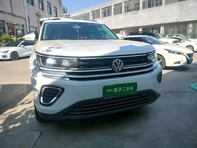 Volkswagen Talagon — Фото автомобиля 2