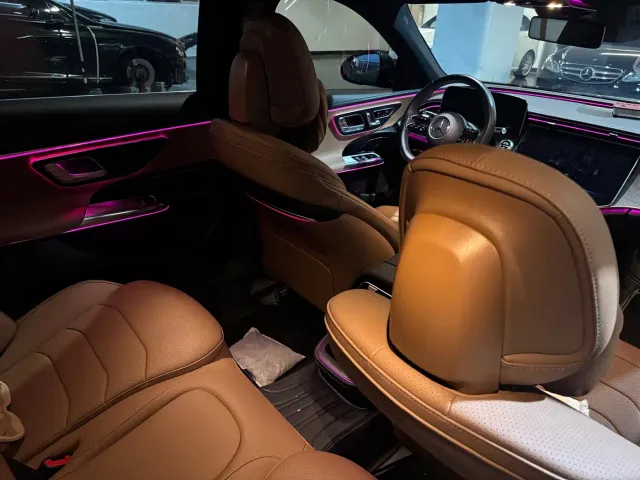 Mercedes-Benz E-Class — Фото автомобиля 10