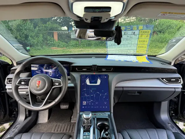 Hongqi H5 — Фото автомобиля 8