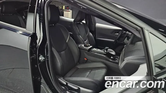 Toyota Prius — Фото автомобиля 10
