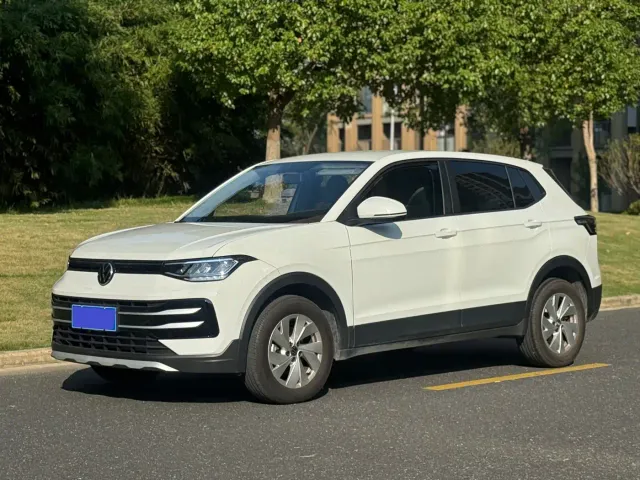 Фотография автомобиля — Volkswagen Tharu