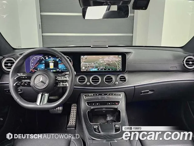 Mercedes-Benz E-Class — Фото автомобиля 7