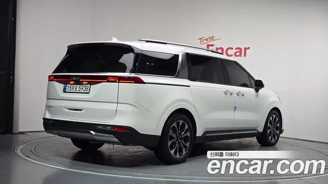Kia Canival Carnival 4 поколение 7 мест Noblesse — Фото автомобиля 2