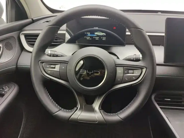 BYD Seal 05 DM-i — Фото автомобиля 15