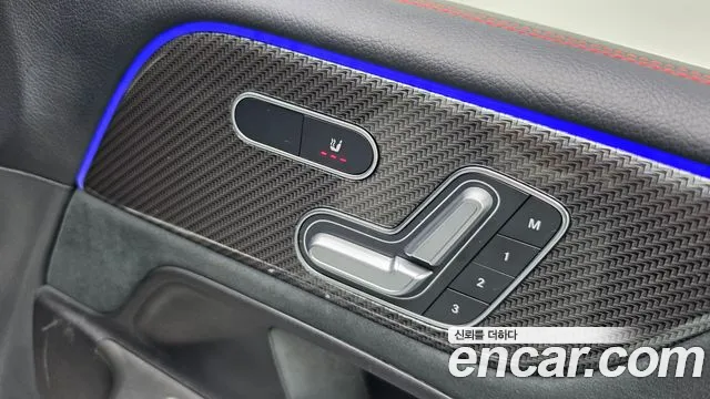 Mercedes-Benz GLB-Class — Фото автомобиля 14