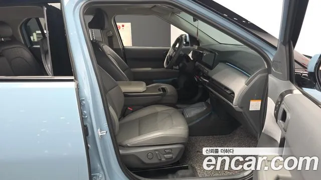 Kia EV3 — Фото автомобиля 17