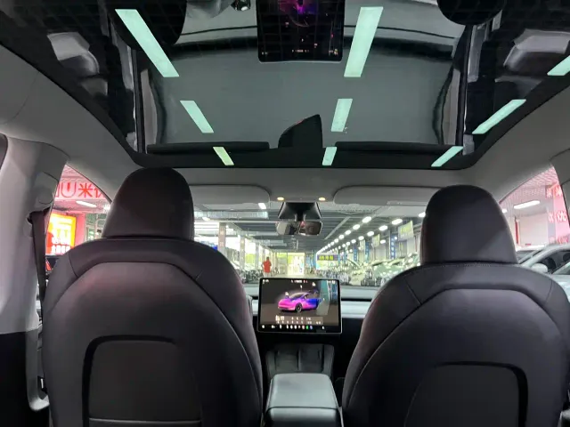 Tesla Model Y 2022 Facelift Rear-Wheel Drive Version — Фото автомобиля 14