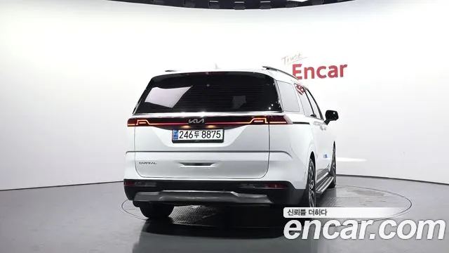 Kia Canival Carnival 4 поколение Бензин 7 мест Signature — Фото автомобиля 4