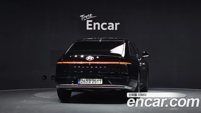 Hyundai Grandeur GN7 — Фото автомобиля 4