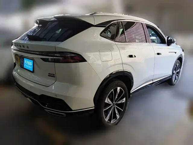 Roewe RX5 — Фото автомобиля 5