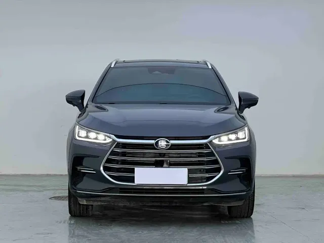 BYD Tang — Фото автомобиля 2