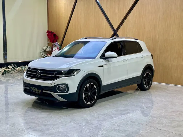 Фотография автомобиля — Volkswagen Tacqua