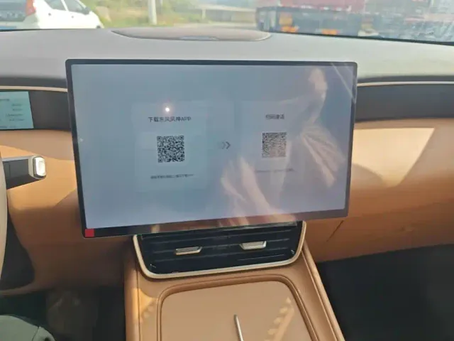 Dongfeng Aeolus L8 — Фото автомобиля 12