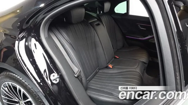 Mercedes-Benz S-Class S-класс W223 — Фото автомобиля 12