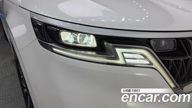 Kia Canival Carnival 4 поколение Бензин 9 мест Prestige — Фото автомобиля 22