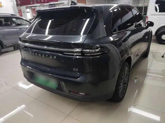 Leapmotor C10 — Фото автомобиля 6