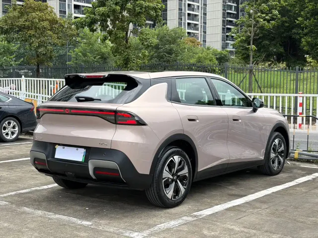 Changan Qiyuan Changan Qiyuan Q05 — Фото автомобиля 4