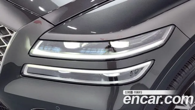 Genesis GV80 2.5T Бензин 2WD — Фото автомобиля 18
