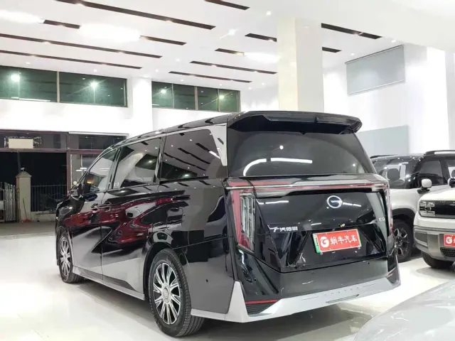 GAC Trumpchi E9 — Фото автомобиля 14