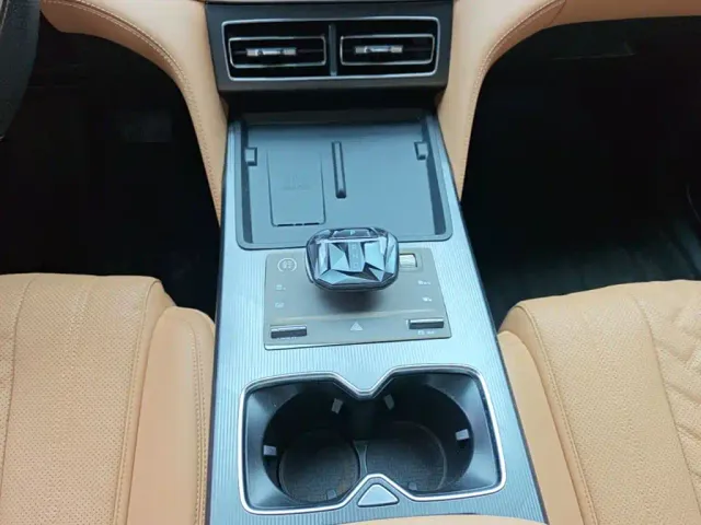 BYD Song L DM-i — Фото автомобиля 13