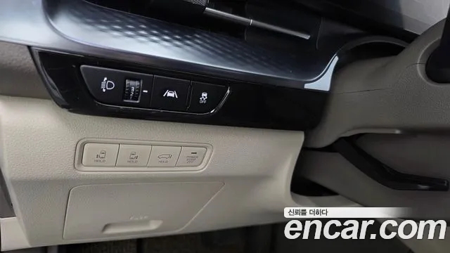 Kia Canival Carnival 4 поколение Дизель 9 мест Hi-Limousine — Фото автомобиля 13