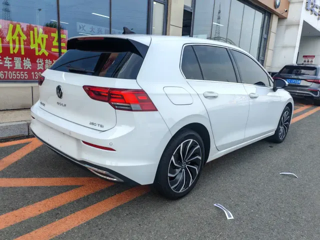 Volkswagen Golf — Фото автомобиля 6