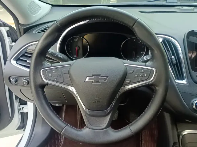 Chevrolet Malibu XL — Фото автомобиля 9