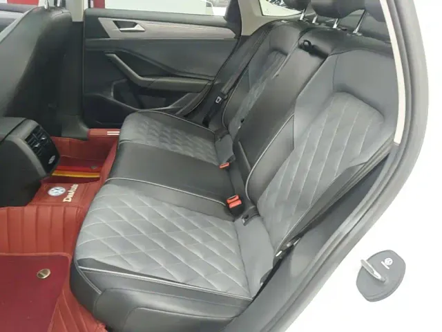 Volkswagen Sagitar — Фото автомобиля 16