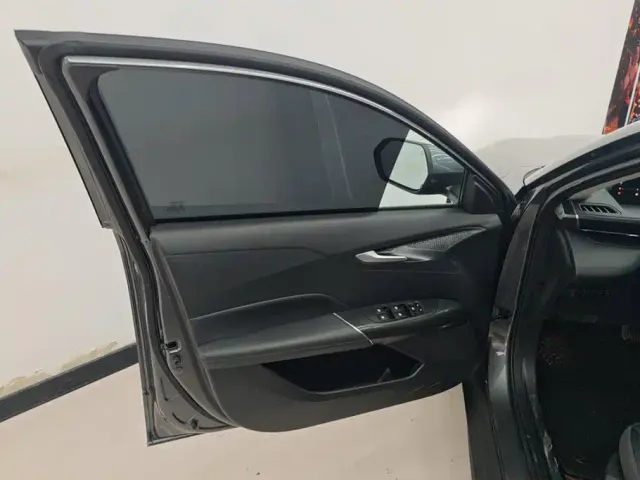 Changan Eado — Фото автомобиля 7