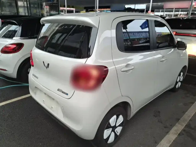 Wuling Hongguang Mini EV — Фото автомобиля 6