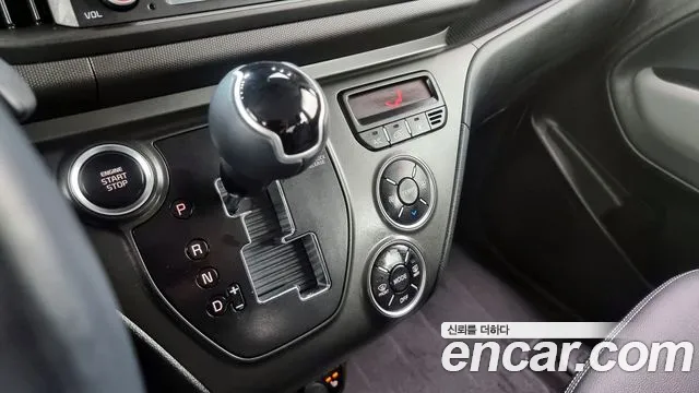 Kia RAY Новый Kia Ray Signature — Фото автомобиля 9