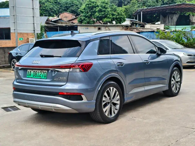 Audi Q4 e-tron — Фото автомобиля 2