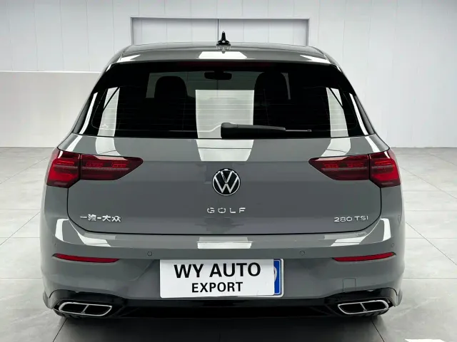 Volkswagen Golf — Фото автомобиля 4