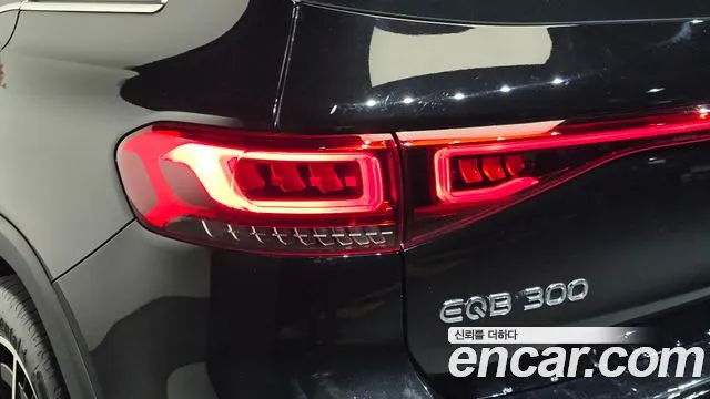 Mercedes-Benz EQB X243 — Фото автомобиля 8