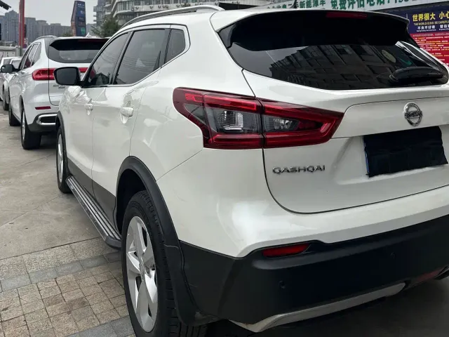 Nissan Qashqai — Фото автомобиля 6
