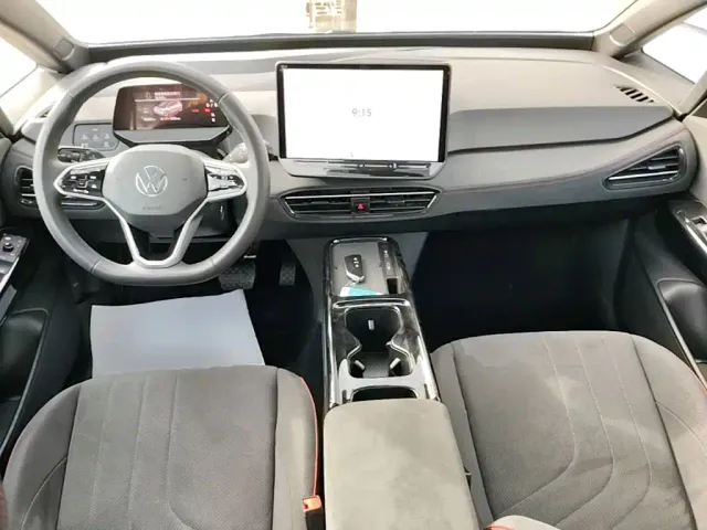 Volkswagen ID.3 — Фото автомобиля 9